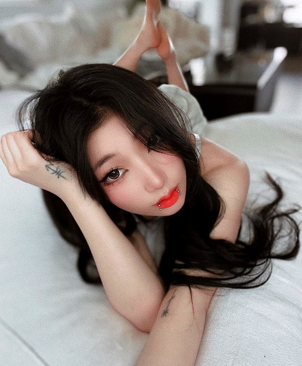atlaseuu instagram image archive image