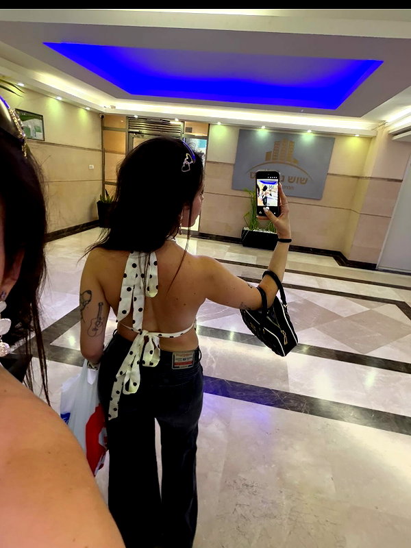 nicole.shpo instagram image archive image