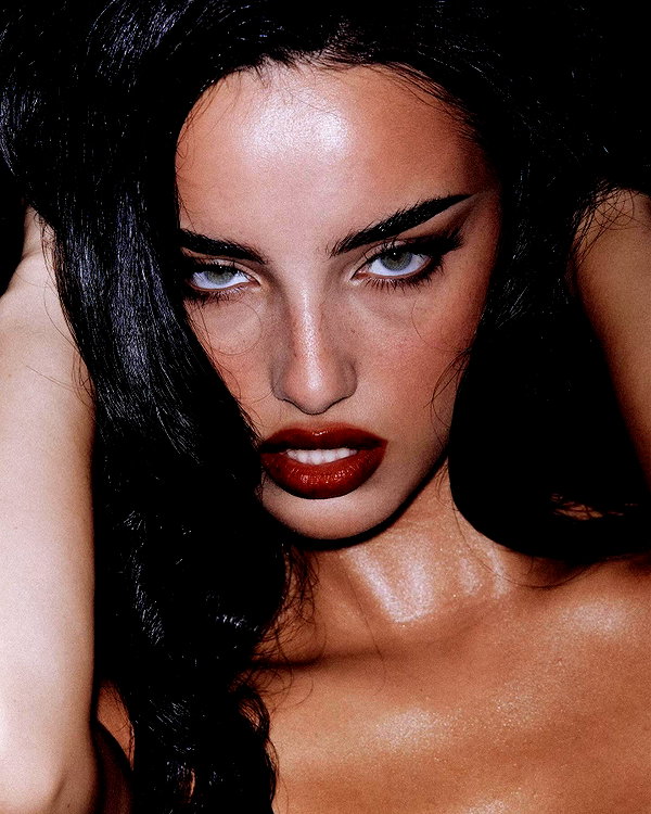 ellachristo instagram image archive image