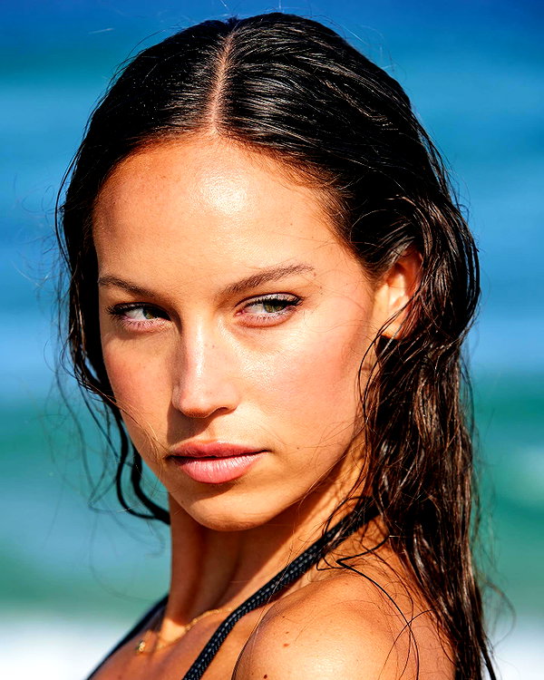 olivia.mathers instagram image archive image