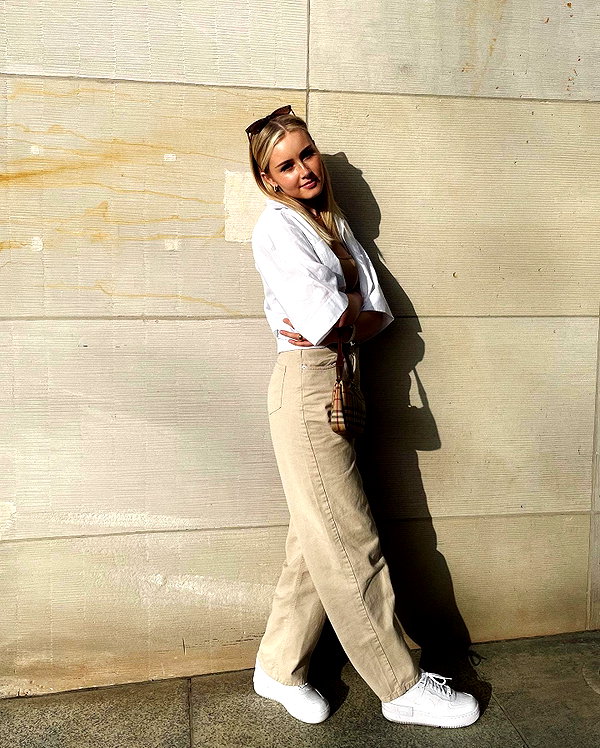 lilih instagram image archive image