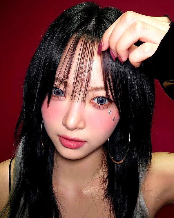 hhh.e_c.v instagram image archive image