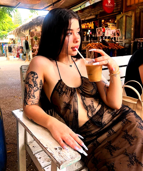 evasela__ instagram image archive image