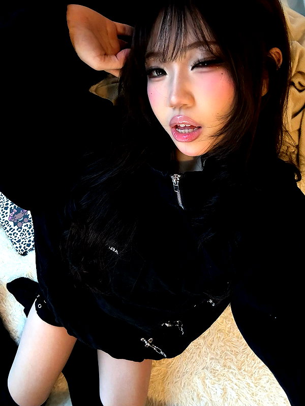 joycee.e instagram image archive image