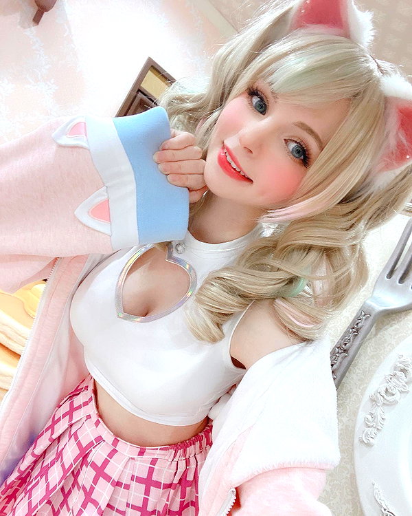 peachmilky_ instagram image archive image