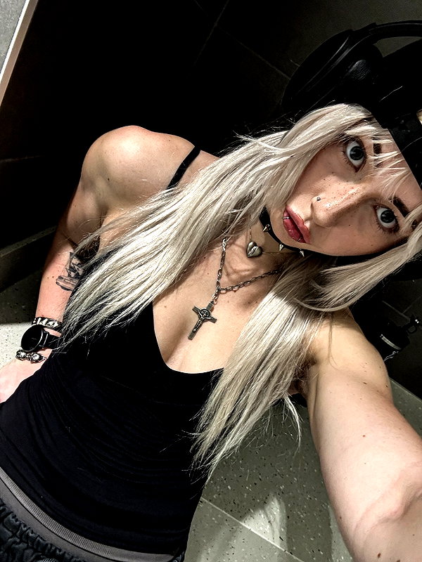6nattynat9 instagram image archive image