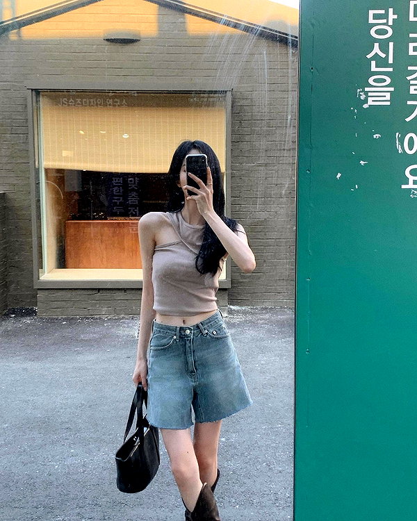 daxbin instagram image archive image
