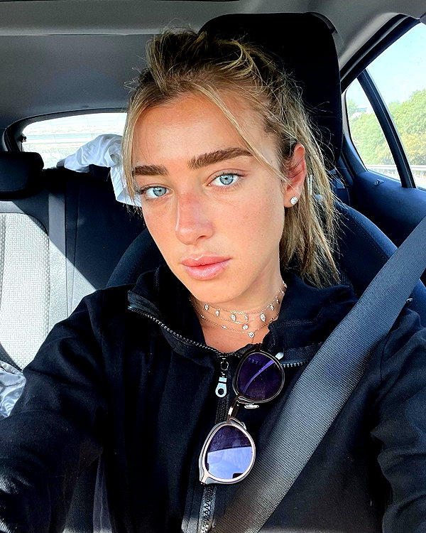 annezivi instagram image archive image