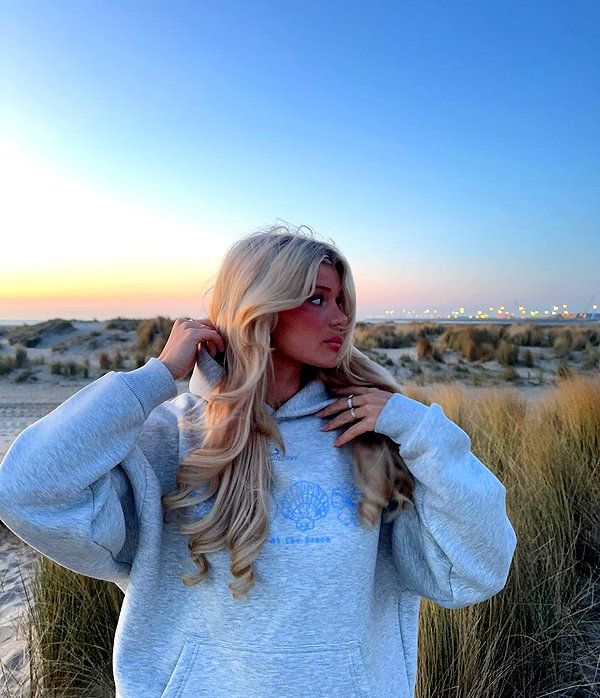 sophiecharlotth instagram image archive image