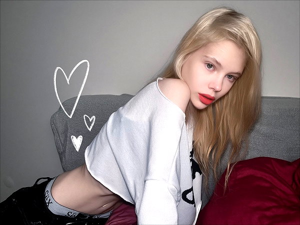 alisen.mari instagram image archive image