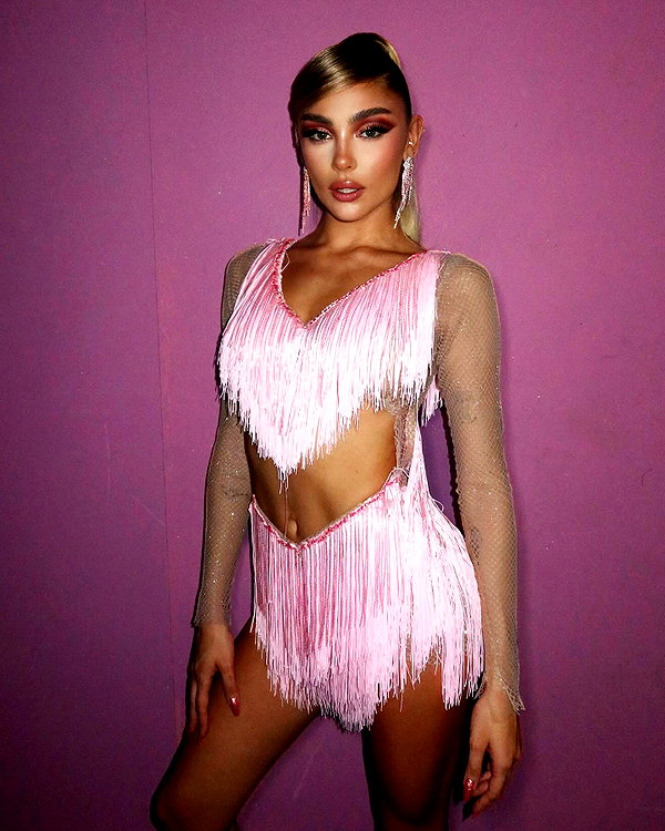 maya.keyy instagram image archive image