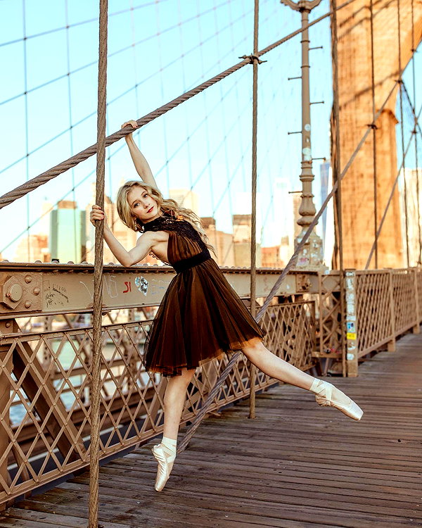ellianawalmsley instagram image archive image
