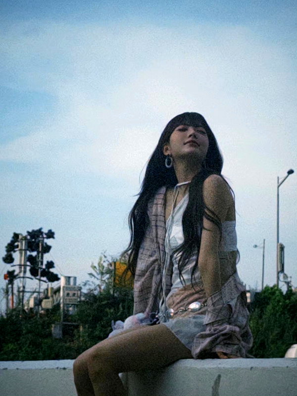 hhh.e_c.v instagram image archive image