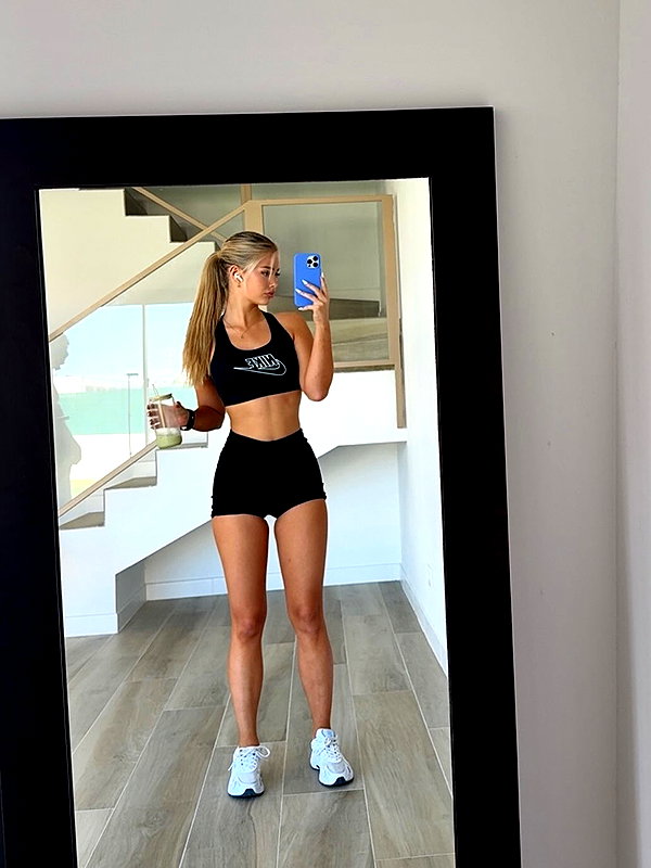 tatianakaer instagram image archive image