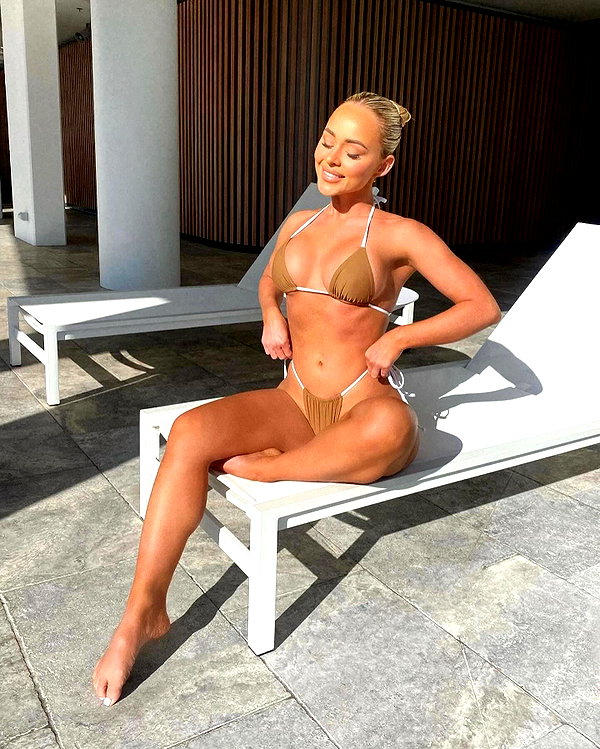 allieauton instagram image archive image