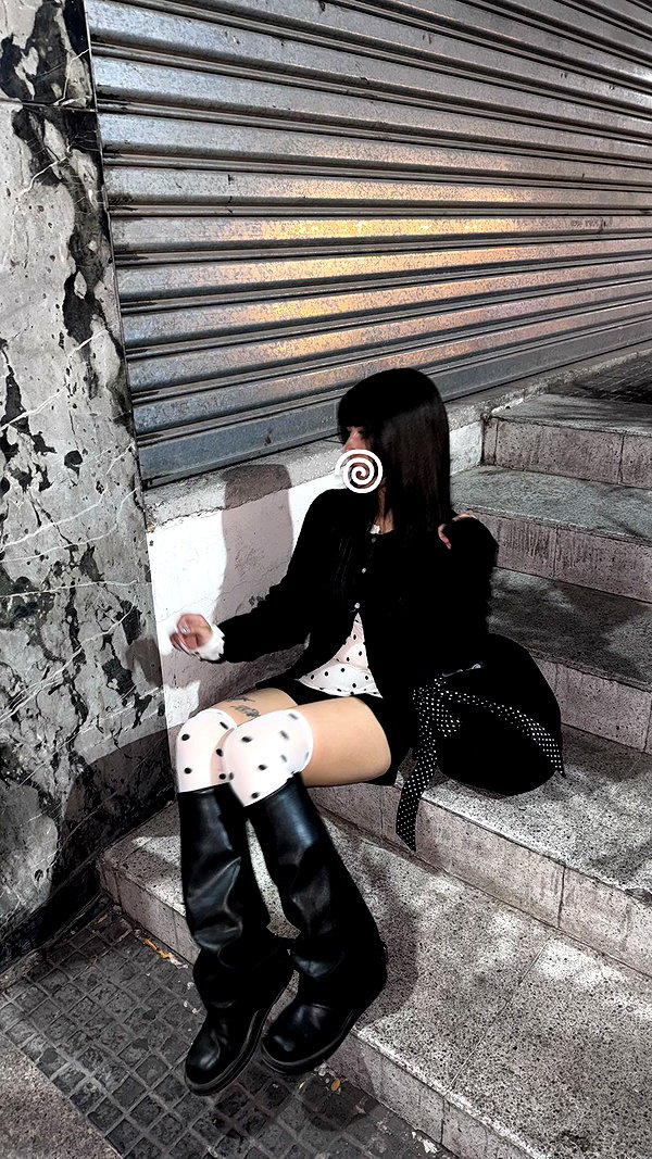 connie.01j instagram image archive image