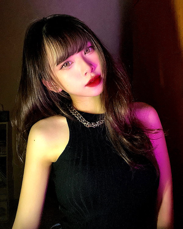 e.shao_417 instagram image archive image