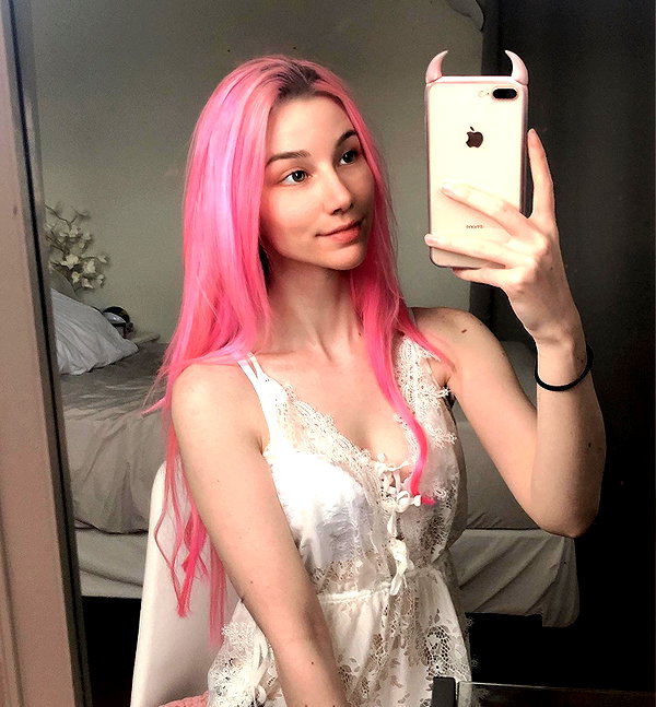 danielle.mercedie instagram image archive image