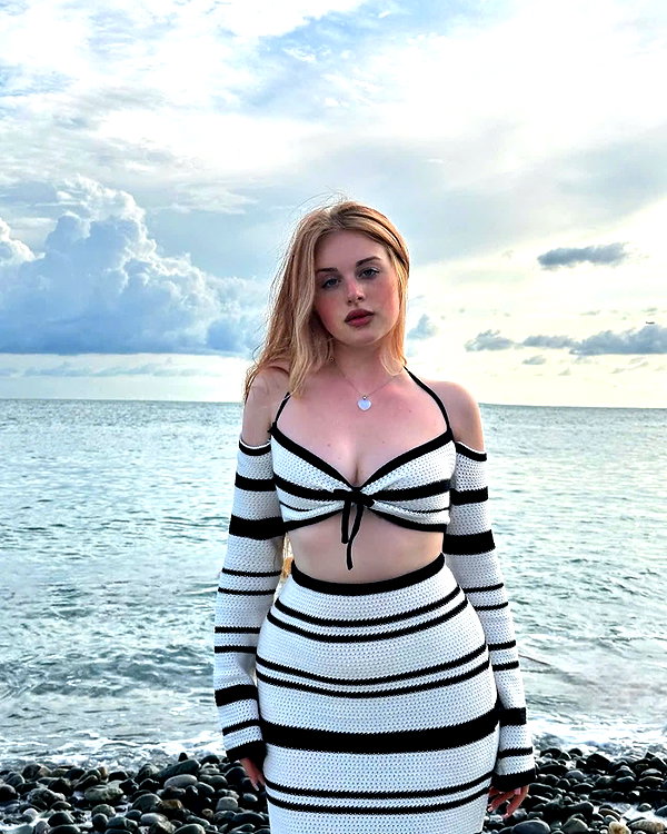lyhythuedoxinh instagram image archive image