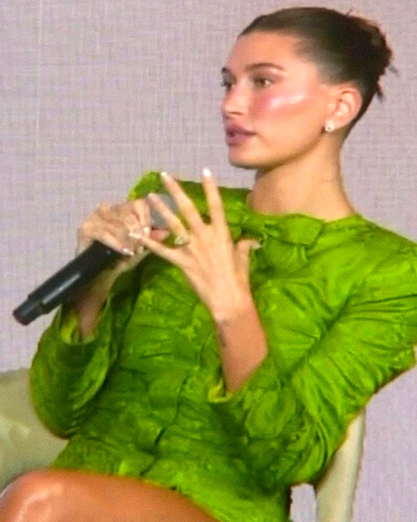 haileybieber instagram image archive image