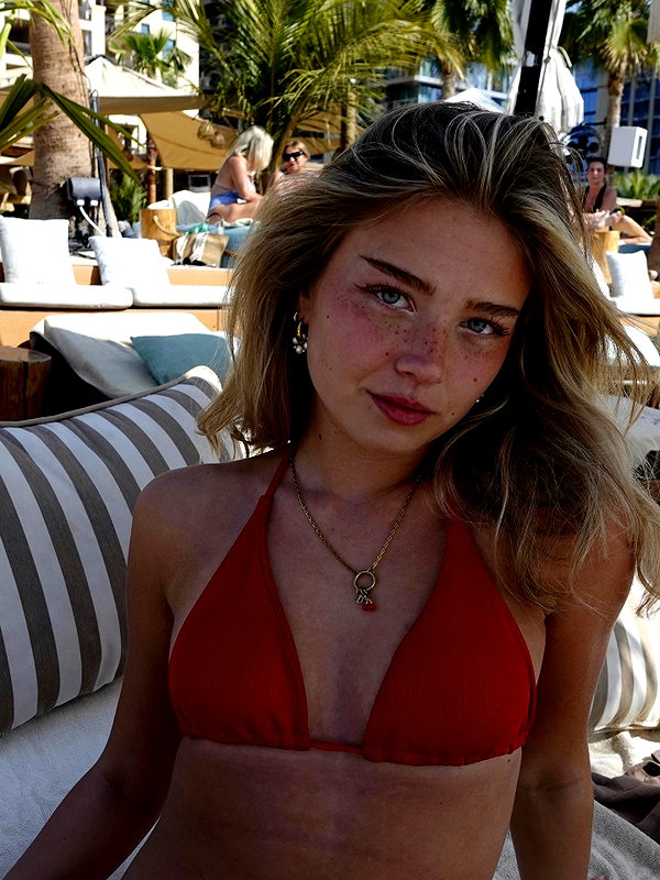 danamrts instagram image archive image