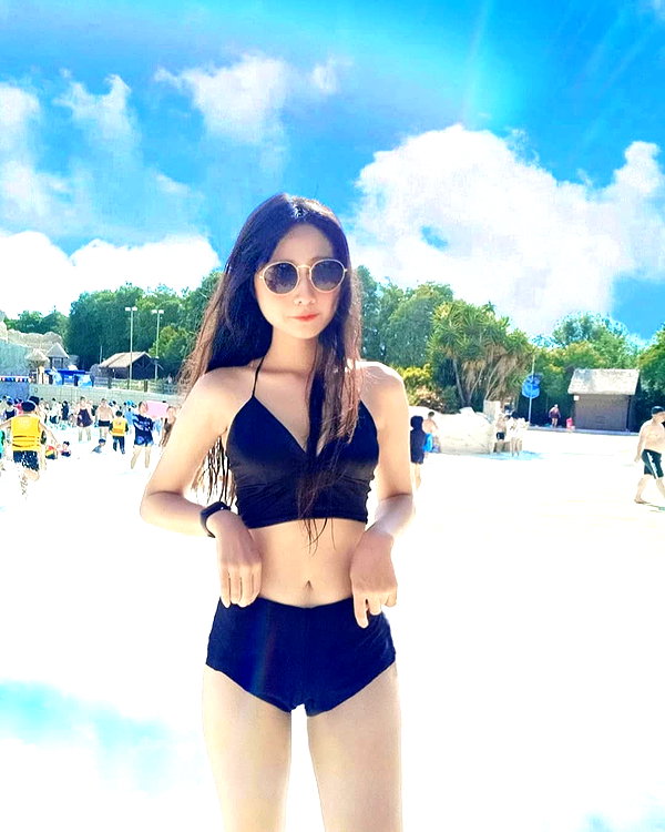 lai_931201 instagram image archive image