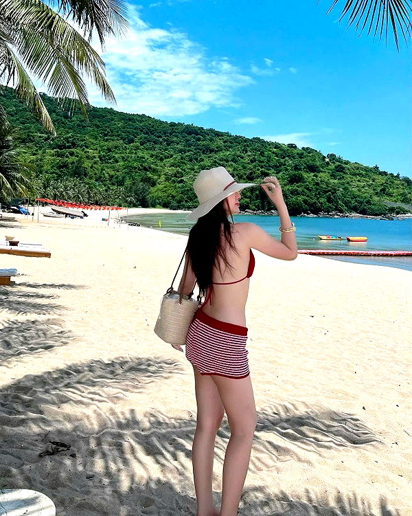 lyhythuedoxinh instagram image archive image