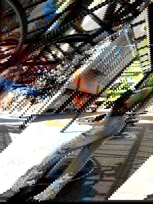 itshayleydavies itshayleydavies archive image