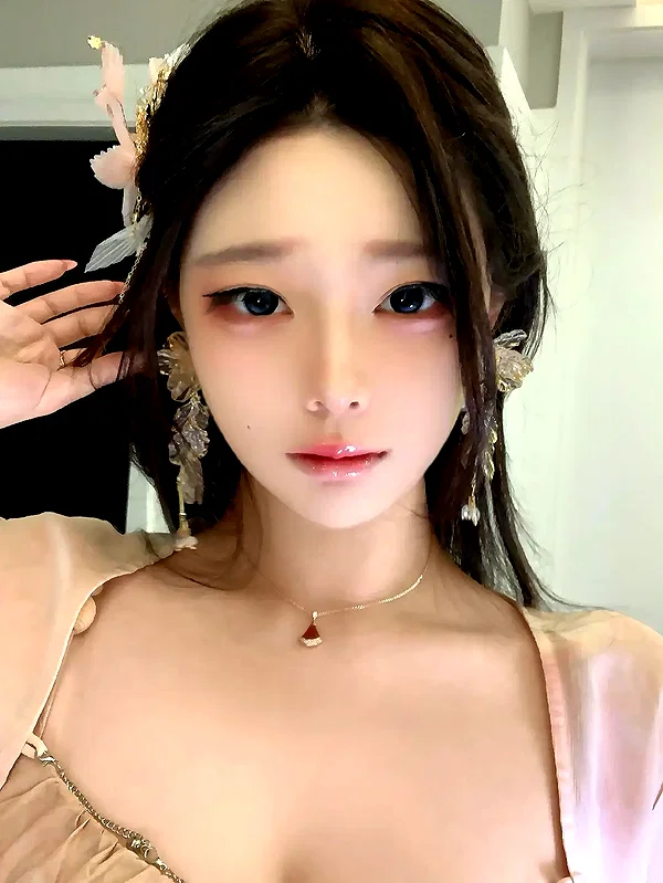 yingyinng_ instagram image archive image