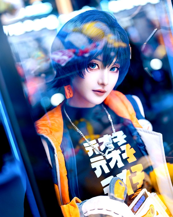 miee_cos instagram image archive image