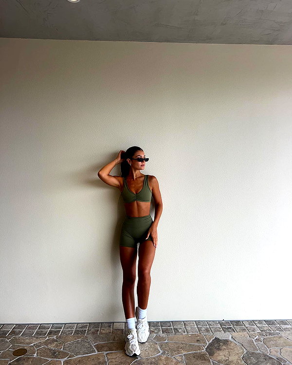 dekota_thompson instagram image archive image