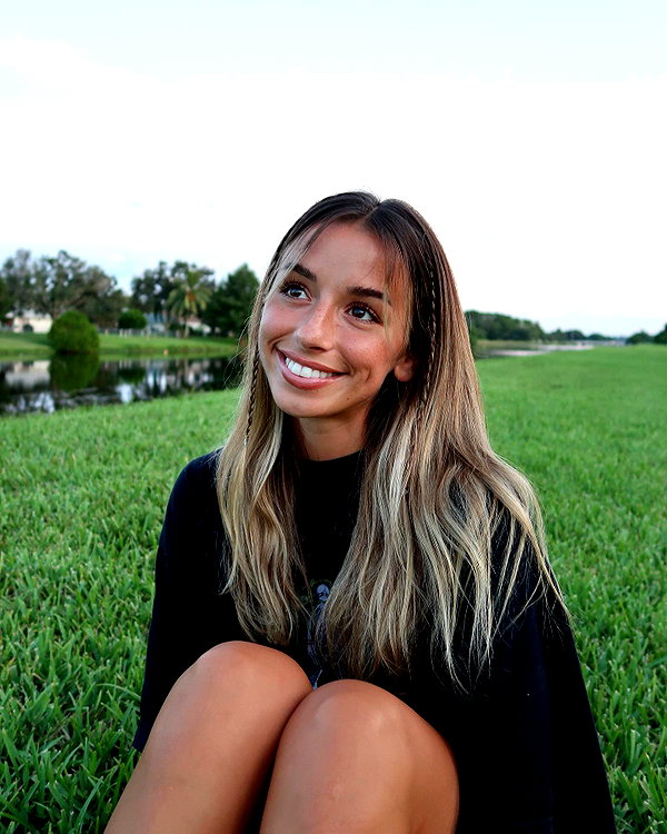 sadieemckennaa instagram image archive image
