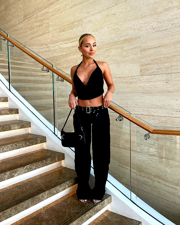 allieauton instagram image archive image