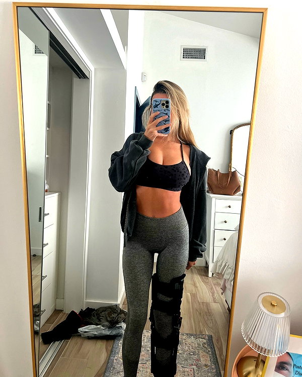 kaylasimmmons instagram image archive image