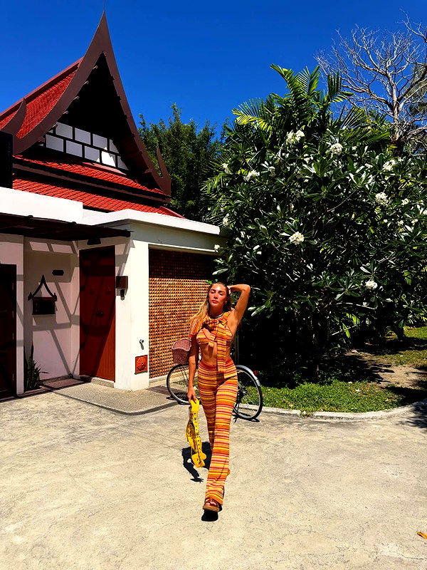 maya.keyy instagram image archive image