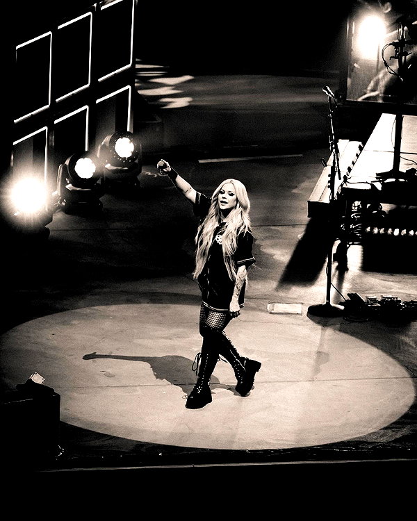 avrillavigne instagram image archive image