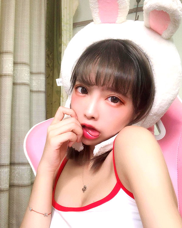 erokochiba instagram image archive image