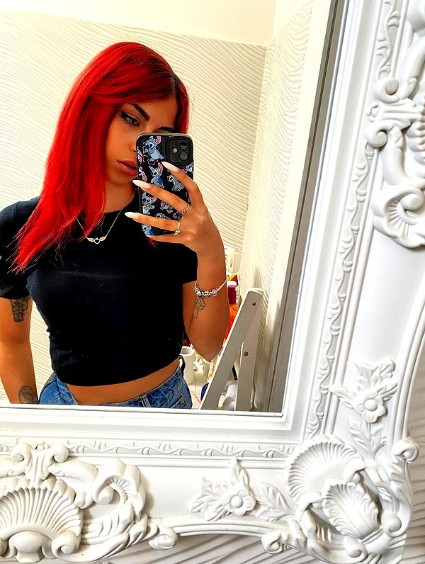 shanidahan7 instagram image archive image