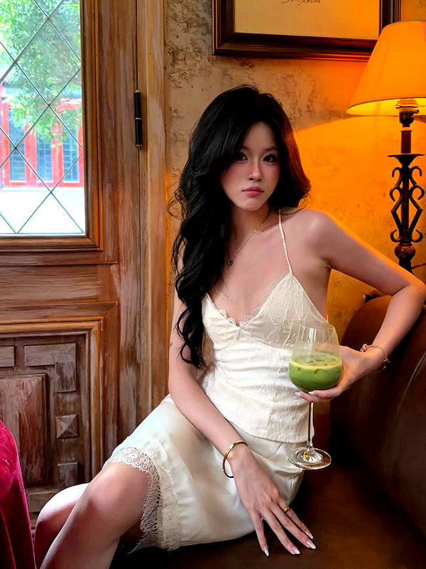 lyhythuedoxinh instagram image archive image