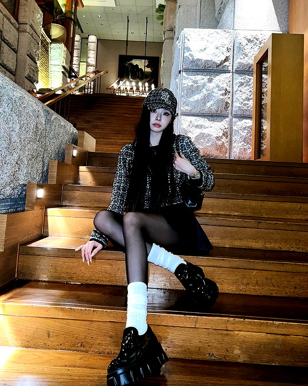 dear.zia instagram image archive image