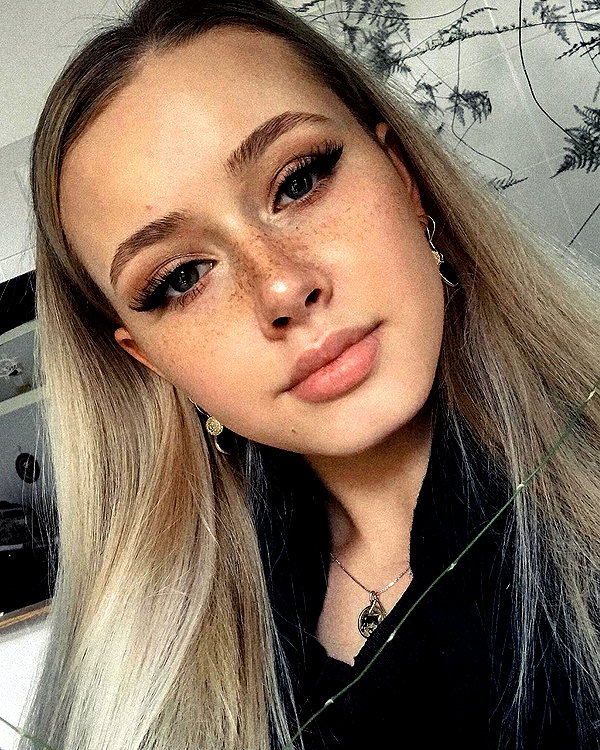 lilih instagram image archive image