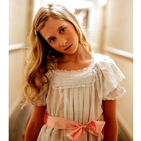ellianawalmsley instagram image archive image