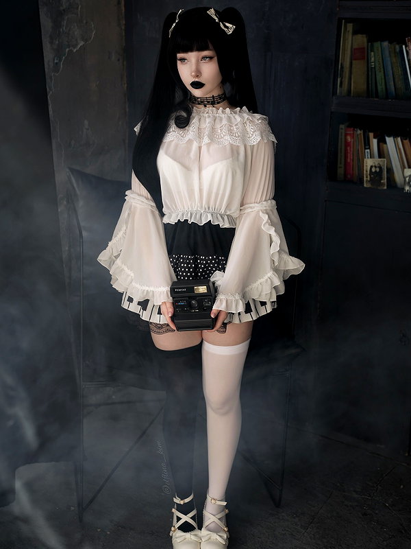 alina_thedoll instagram image archive image