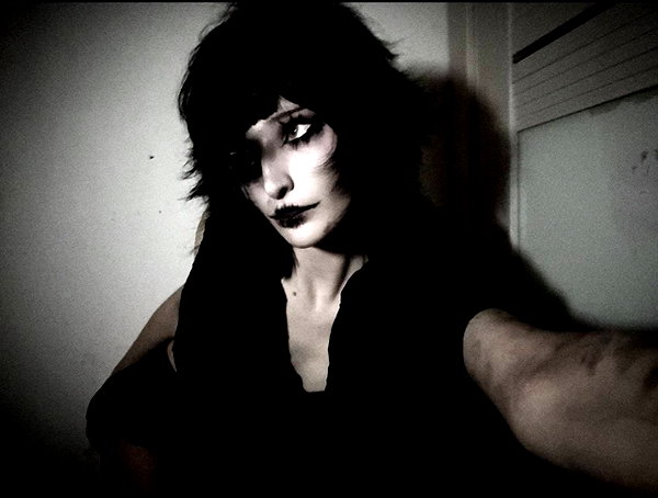 Archived image from @kk3tr1n4 on Instagram