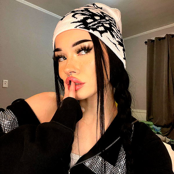gabs.z.x instagram image archive image