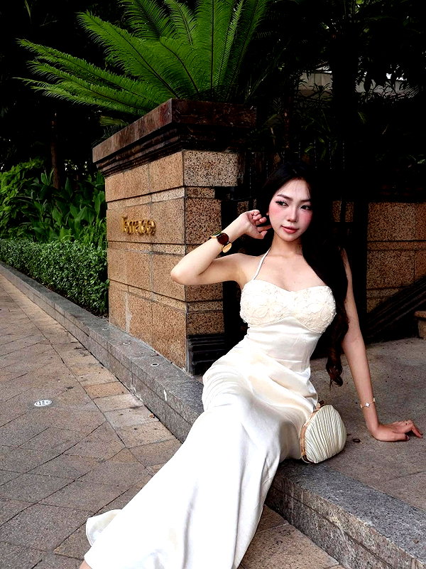 lyhythuedoxinh instagram image archive image