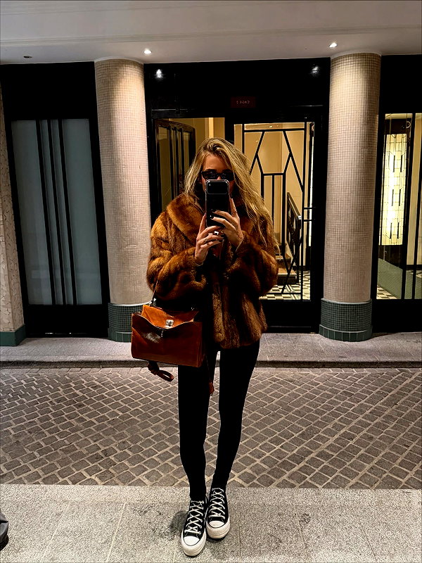 annezivi instagram image archive image