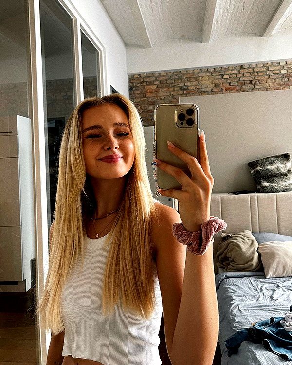 lilih instagram image archive image