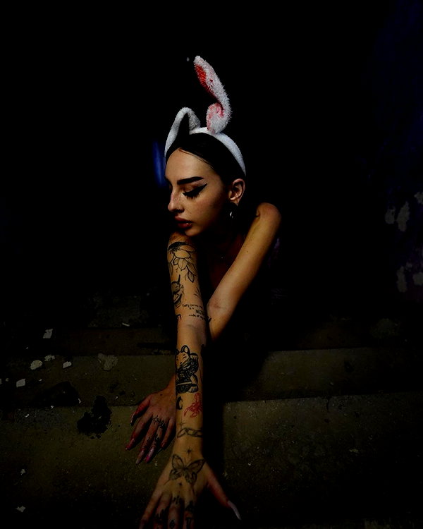 karin_orhov instagram image archive image