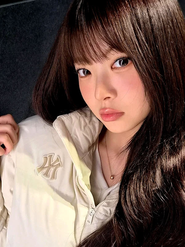 hhh.e_c.v instagram image archive image